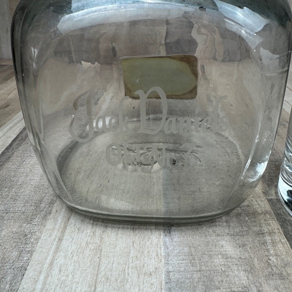 Vintage Jack Daniels Tribute To Tennessee Old no.7 Bottle Decanter with Glass - Picture 2 of 7